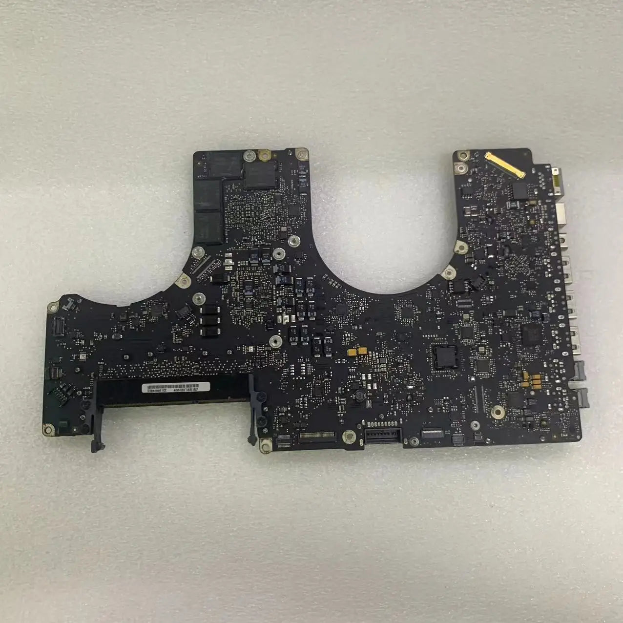 A1297 Motherboard Macbook 17 Logic Board 820-2610-A B 820-2849-A