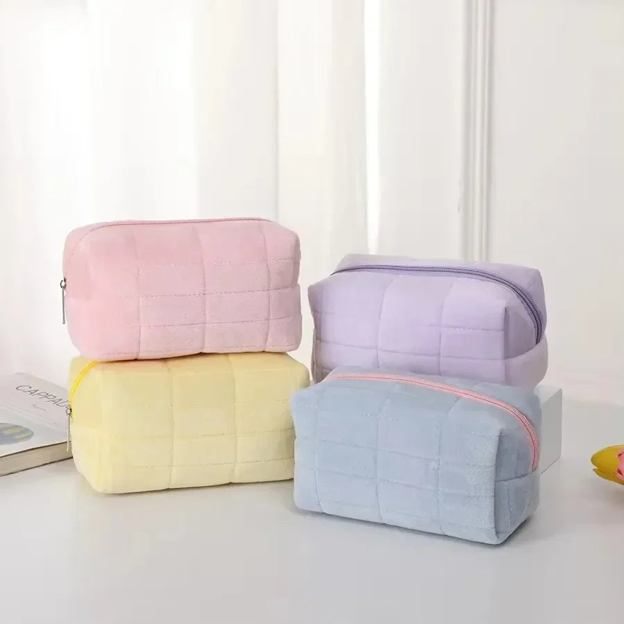 Pillow Makeup Bag – Large Capacity Zipper Cosmetic Pouch
