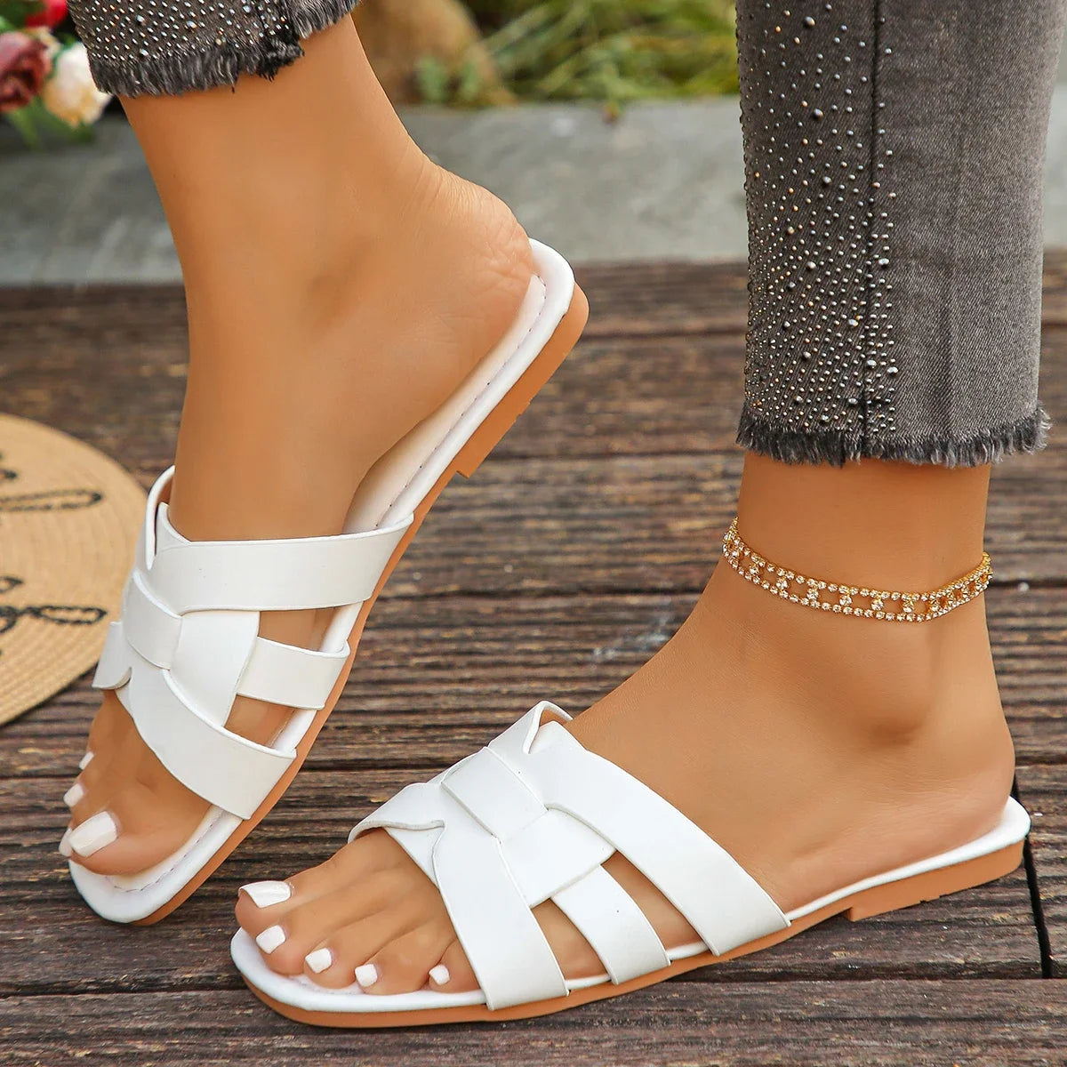 Women Slippers 2025 New Designer Slippers Beach Flats Woman Shoes Casual Walking Sandals Open Toe Slides Women Zapatos De Muje Zpaxo WHITE 36