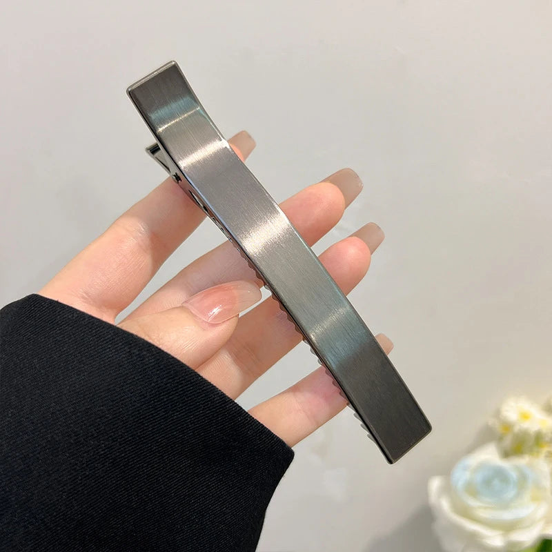 Korean Women Elegant Hair Clips Barrettes for Girls Metal Hair Claws Hairpin Bangs Duckbill Clip Ponytail Fashion Accessories Zpaxo 1PC Black