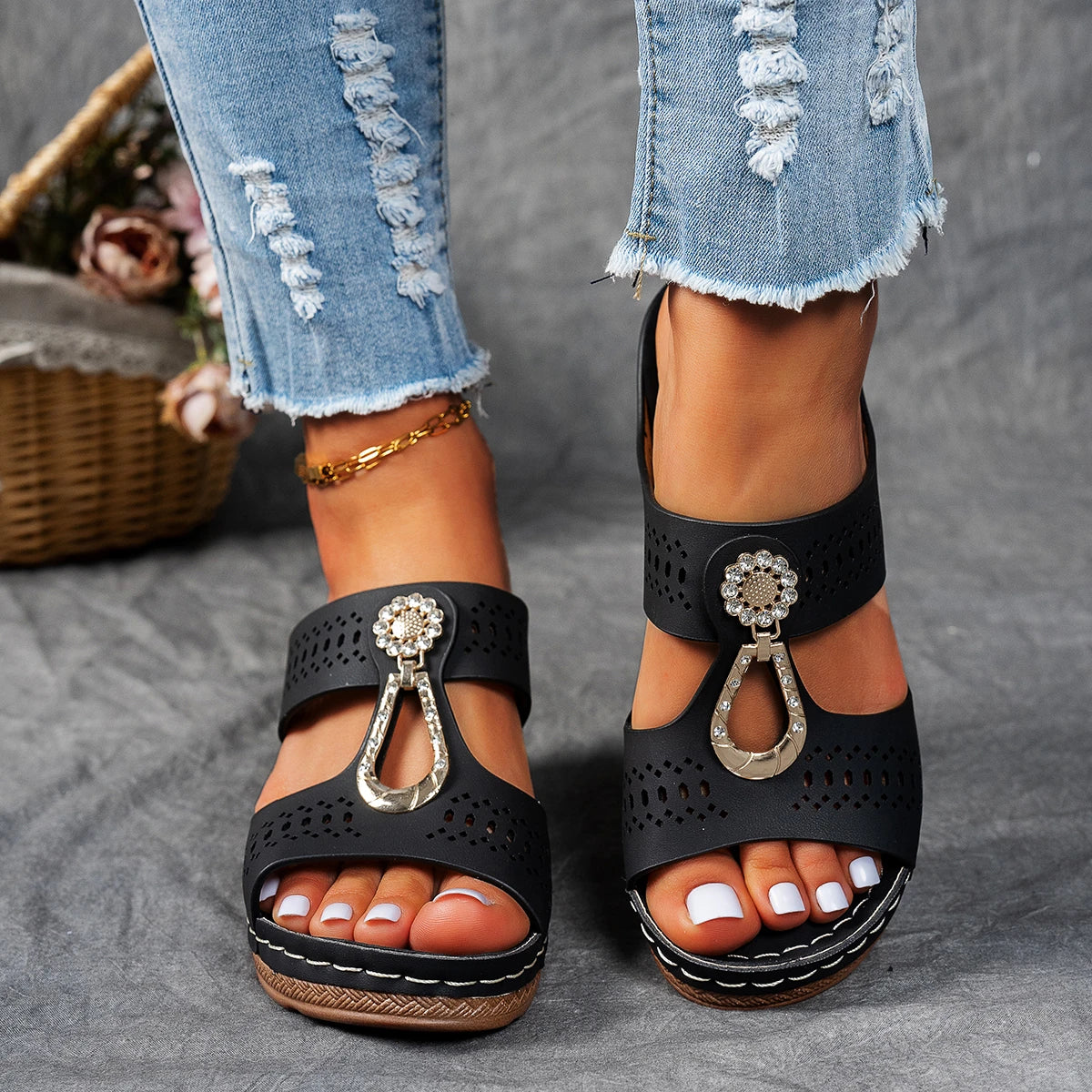 Women Sandals Peep Toe Heels Sandals Trend Summer Shoes Woman Lightweight Heeled Slippers Summer Footwear Luxury Platform Shoes Zpaxo