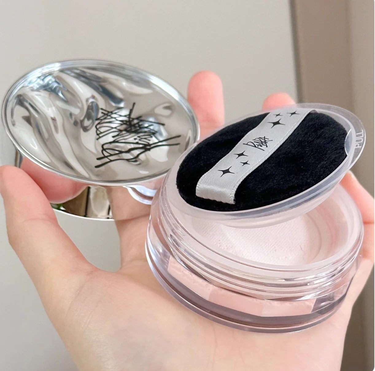 PIARA Loose Powder Long-lasting Makeup Setting Oil-controlling Zpaxo