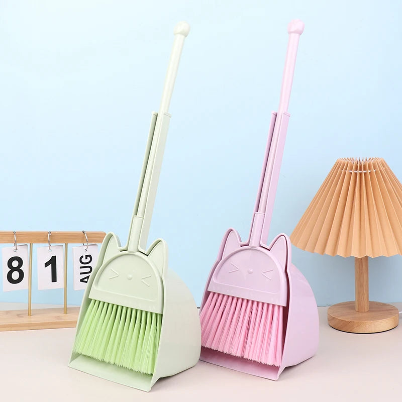 Cartoon-Style Toddler Broom Dustpan, Flexible Bristles Kids Playset, Pretend Play Indoor Outdoor Sweeping Kit Zpaxo