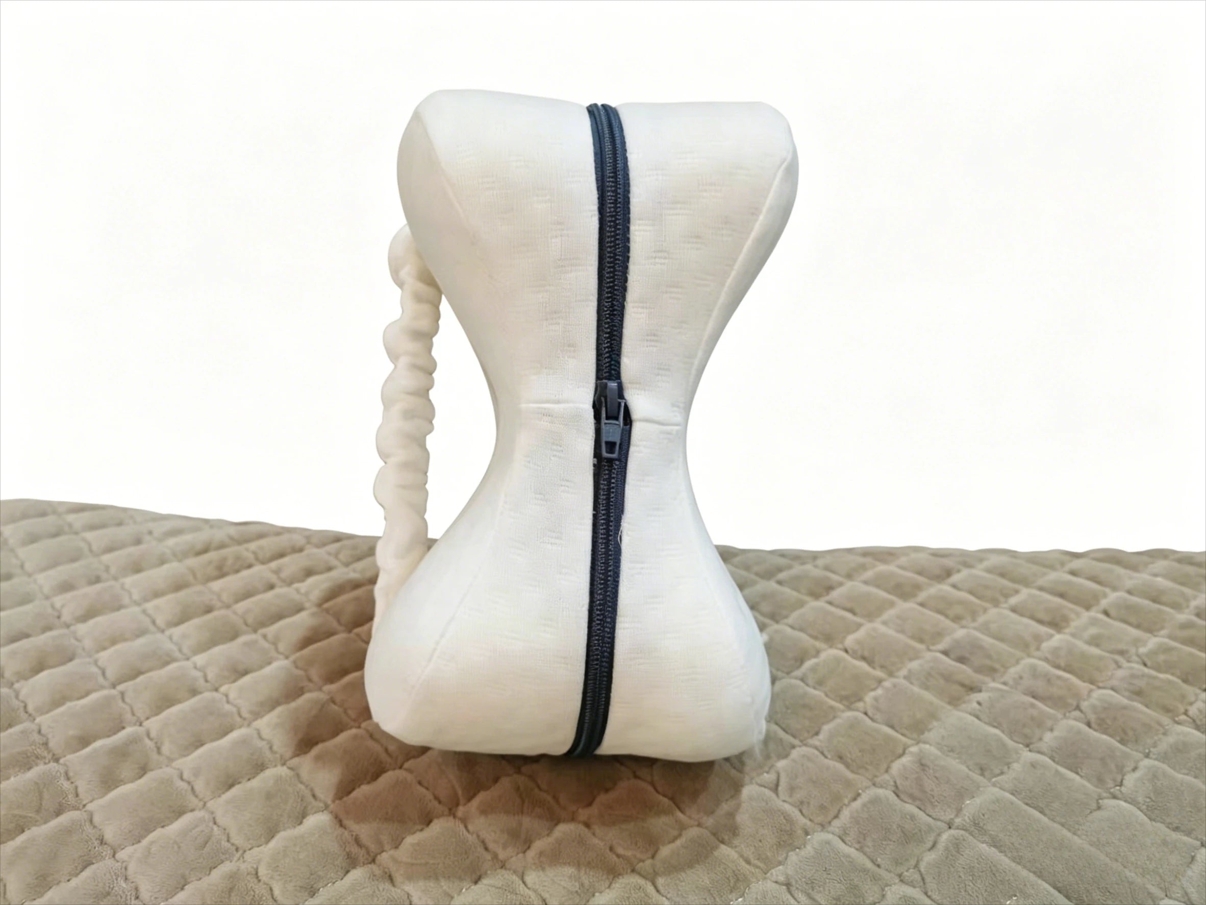 Heart shaped leg pillow memory cotton slow rebound clip leg pillow leakage decompression side sleeping leg pillow Zpaxo