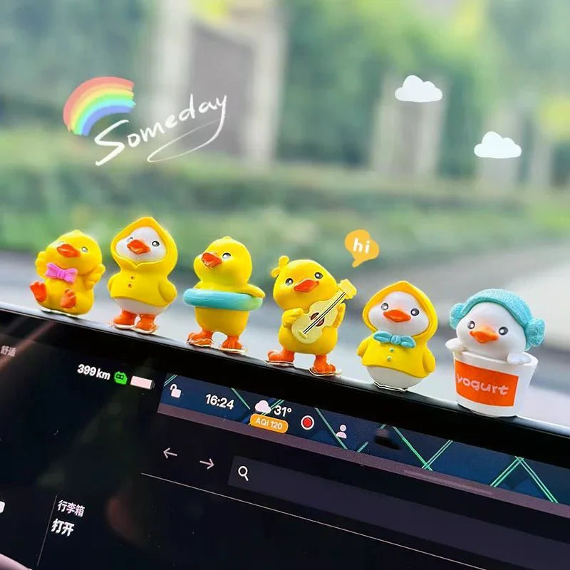Cartoon Yellow Duck Resin Car Dashboard Ornament Decor