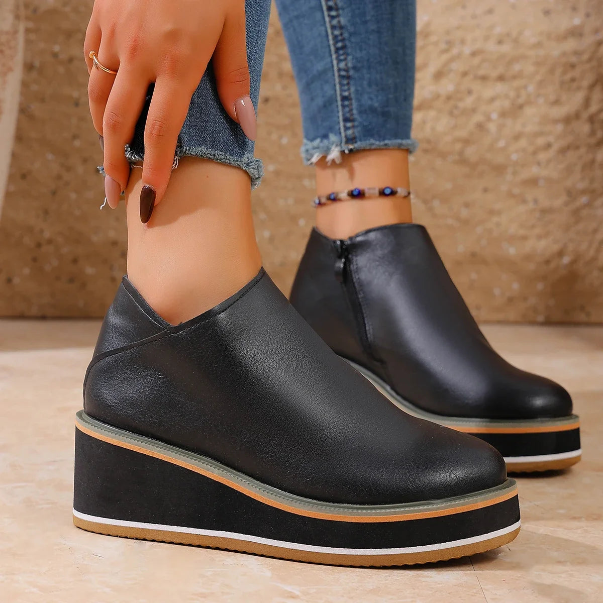 2025 New Women Boots Fashion Zipper Ankle Boots for Women Designer Wedge Platform Boots Pu Leather Casual Shoes Botas De Mujer Zpaxo