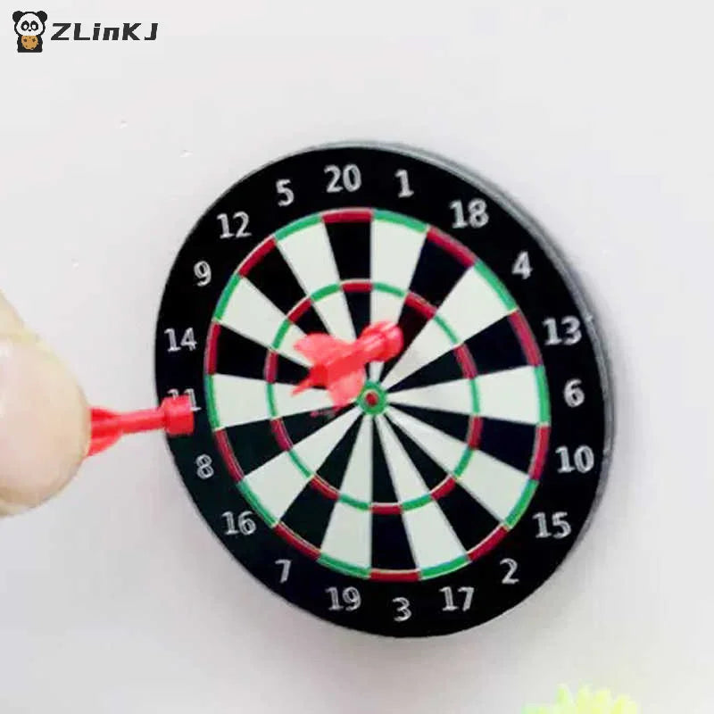▶1set Miniature Dollhouse Dart Board Darts Game Set Play Doll House Miniaturas Home Decor Accessories Toy Pretend Play Toy Zpaxo