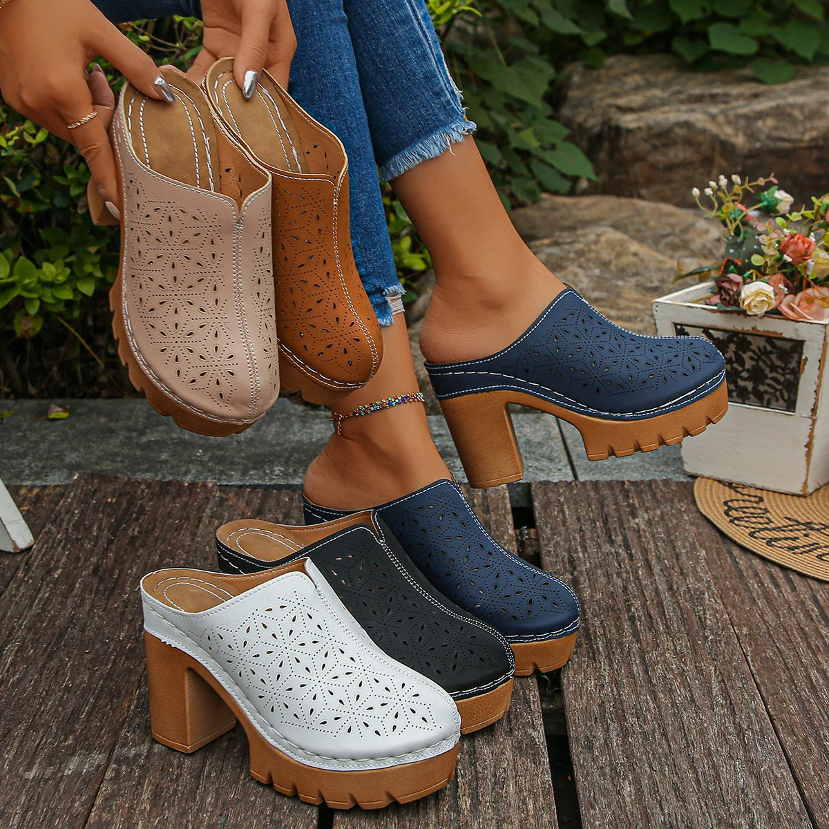 2025 Women High Heels Sandals Cover Toe Thick Heel Slippers Retro Round Toe Mules Shoes Women Comfortable Lightweight Sandals Zpaxo