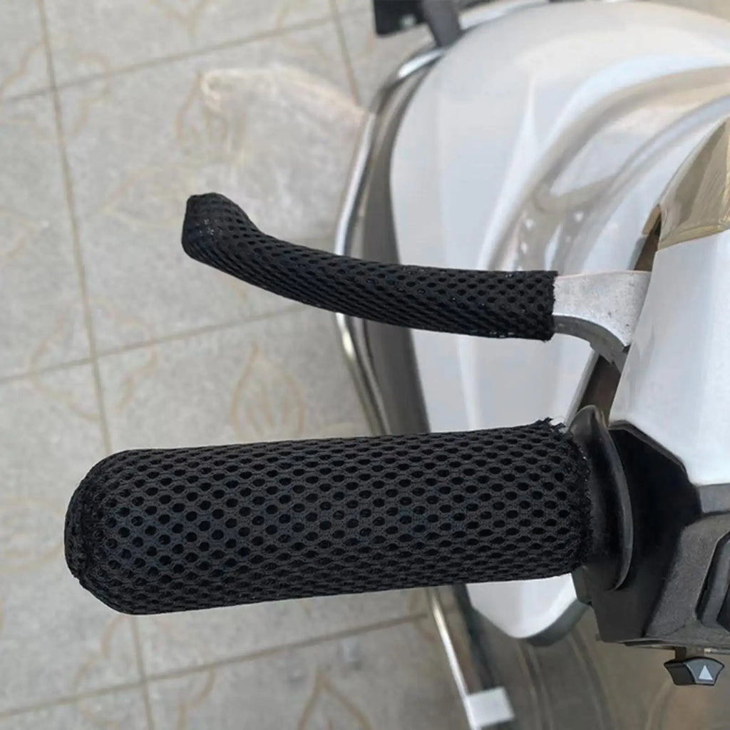 Ice Silk Motorcycle Grip Cover – Non-Slip Breathable Sleeve Handlebar Grip Cover Zpaxo